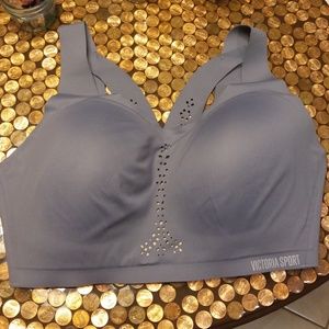 Victoria sport angel max sports bra